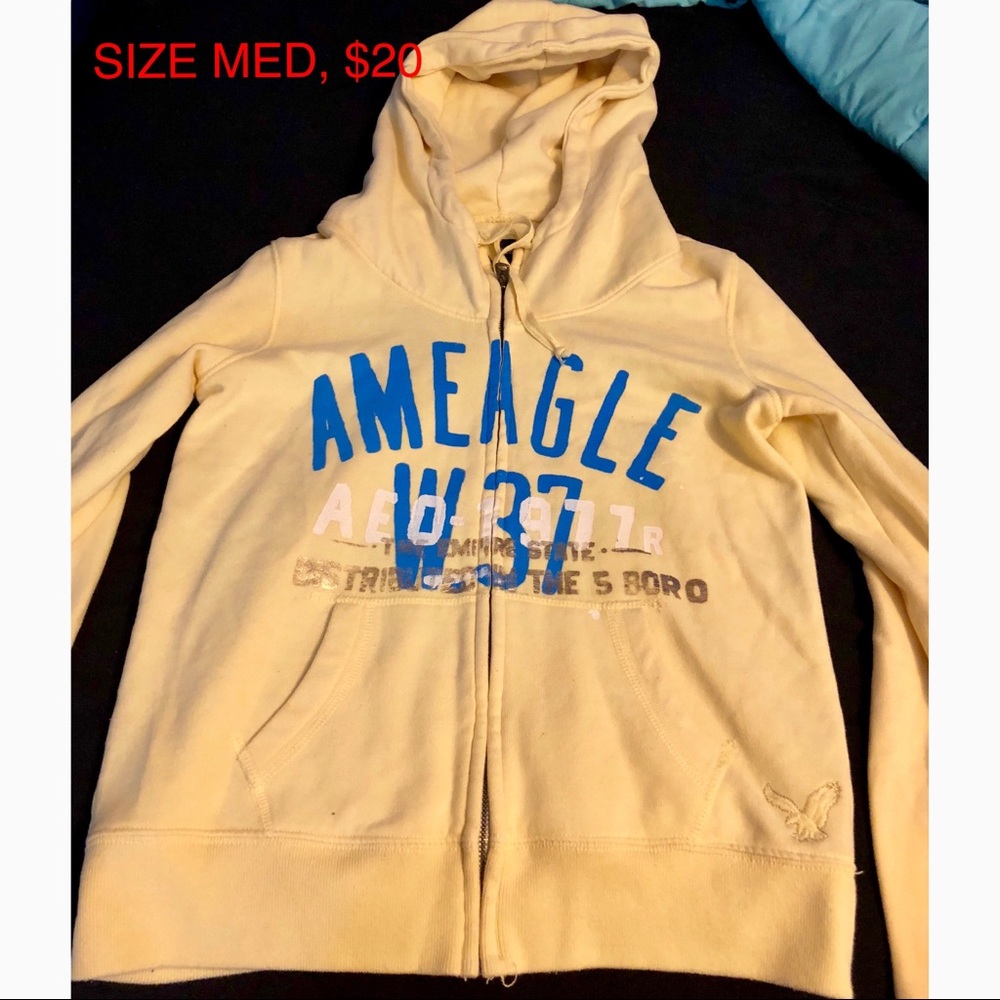 American Eagle SweatShirt
